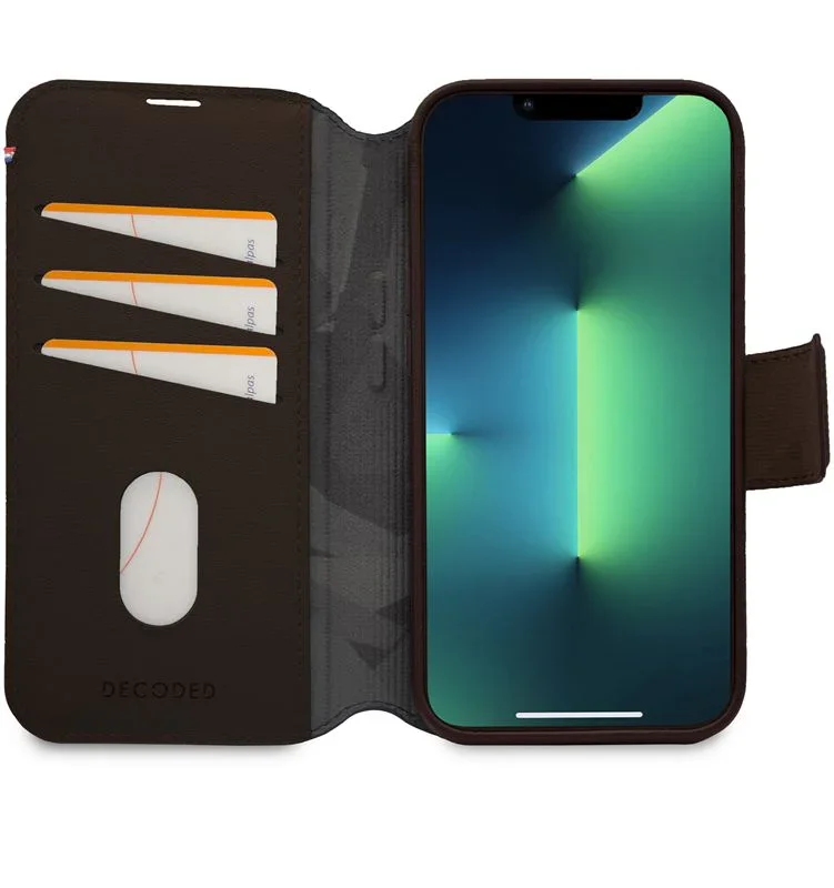 Husa de protectie Decoded cu portofel pentru iPhone 14 Plus, Piele, Maro - Image 5