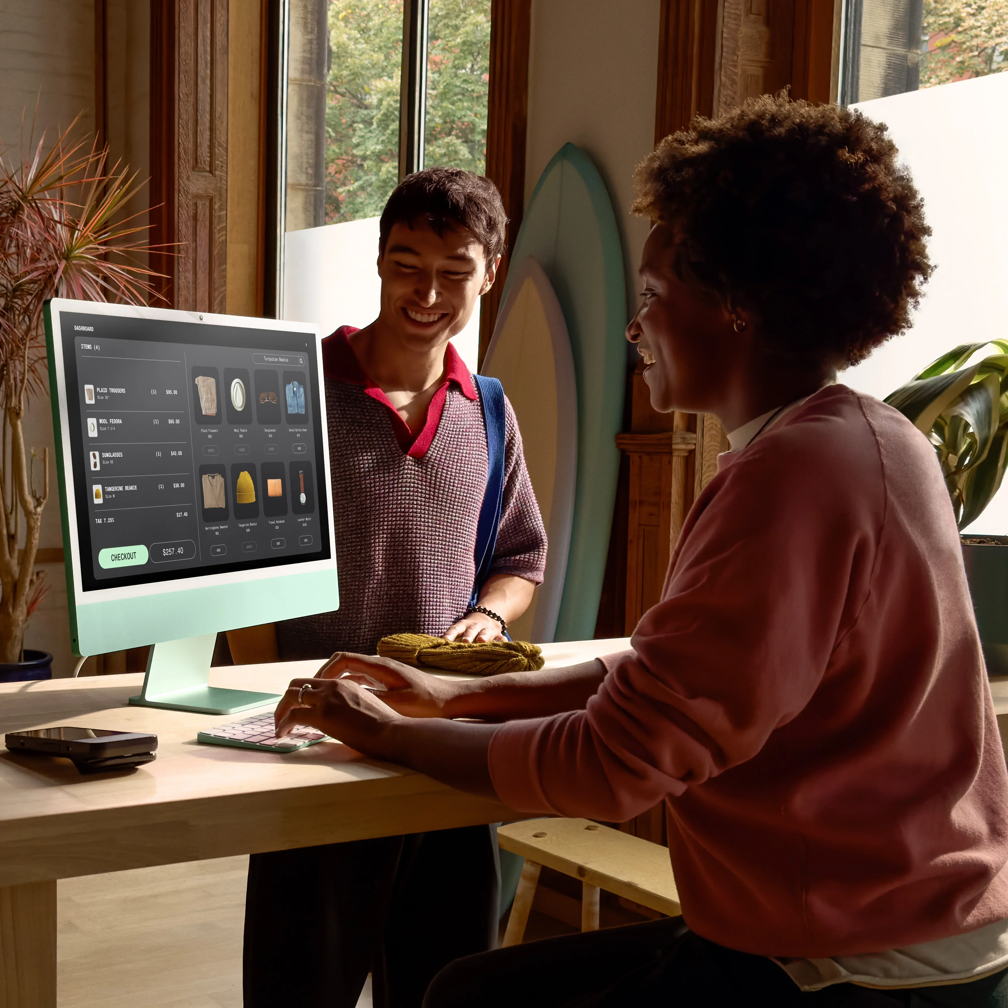 iMac 24" cu procesor Apple M4, 24", Retina 4.5K, 10 nuclee CPU si 10 nuclee GPU, 16GB, 512GB SSD, Argintiu, INT KB - Image 8