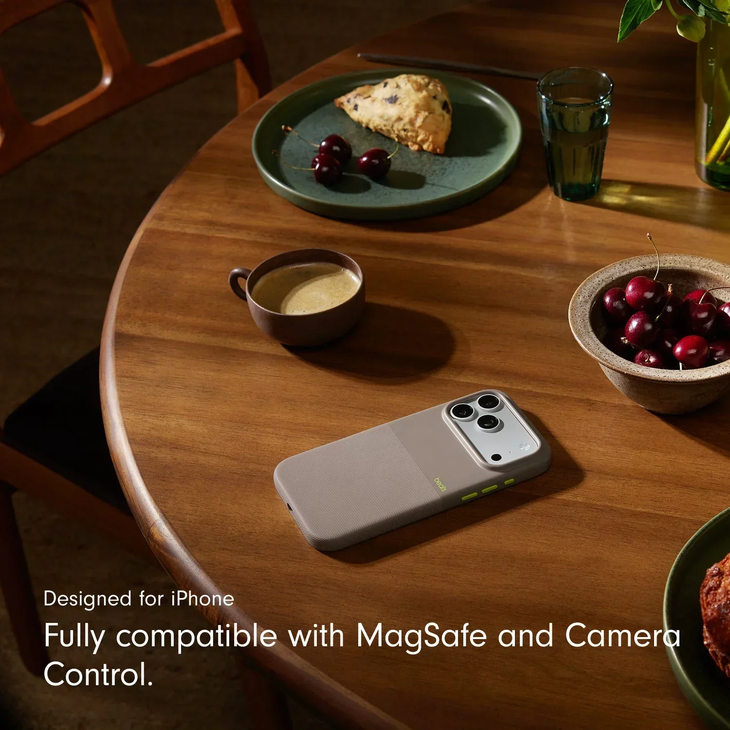 Husa de protectie Apple Beats Rugged pentru iPhone 17 Pro Max cu MagSafe și control al camerei, Alpine Gray - Image 6